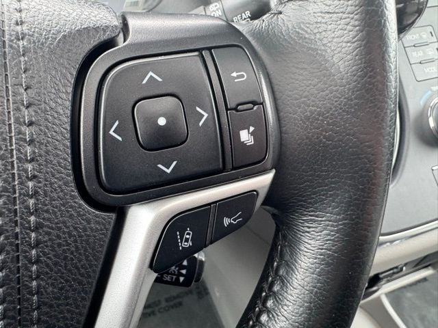 2019 Toyota Sienna XLE 7 Passenger