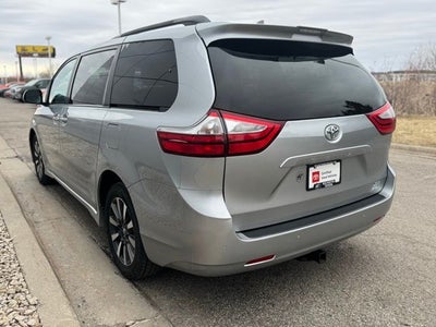 2019 Toyota Sienna XLE 7 Passenger