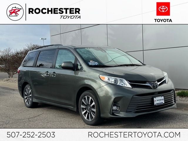 2019 Toyota Sienna XLE 7 Passenger
