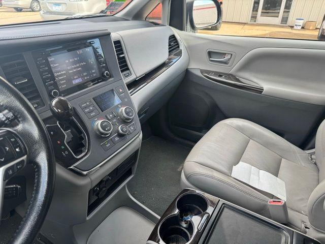 2019 Toyota Sienna XLE 7 Passenger