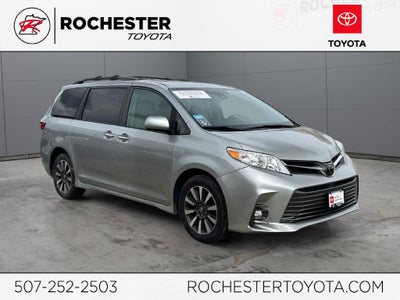 2019 Toyota Sienna XLE 7 Passenger