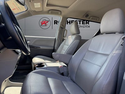 2019 Toyota Sienna XLE 7 Passenger