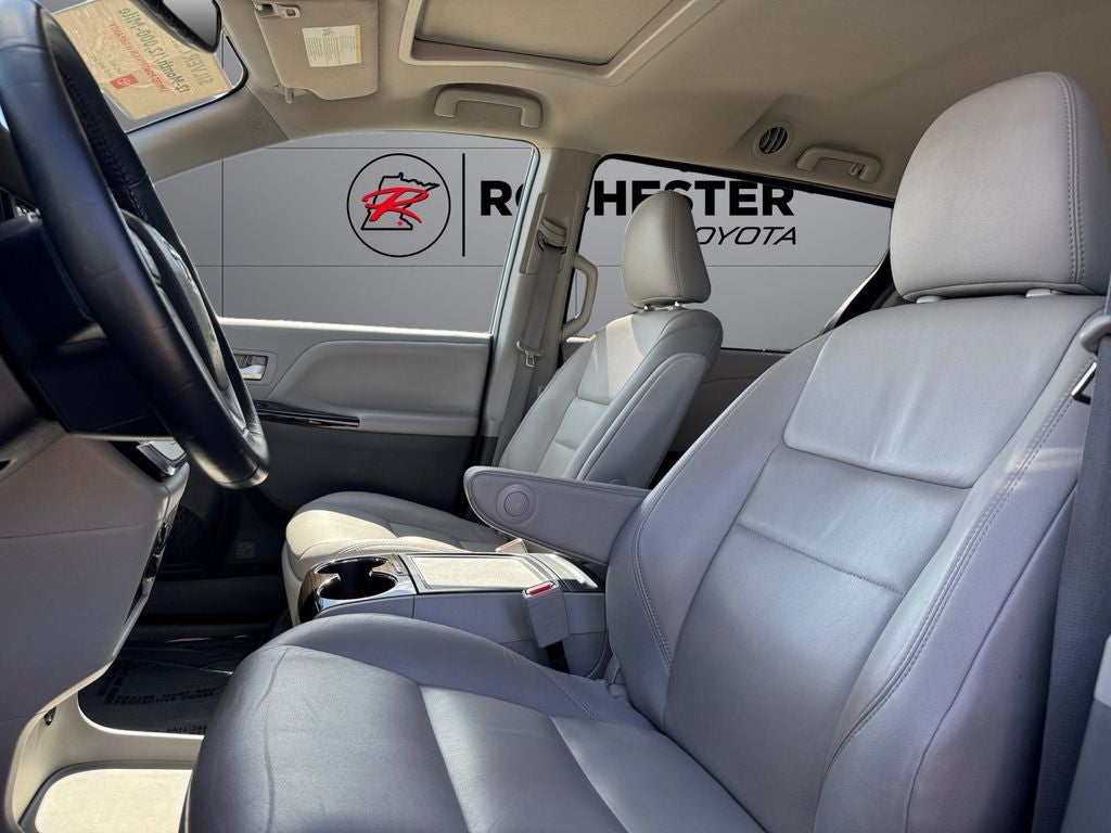 2019 Toyota Sienna XLE 7 Passenger