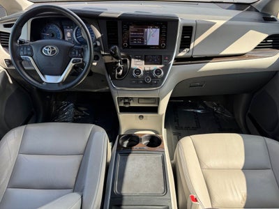 2019 Toyota Sienna XLE 7 Passenger