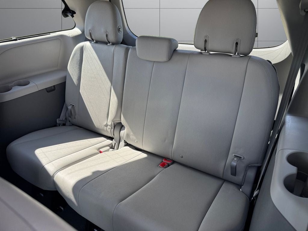 2019 Toyota Sienna XLE 7 Passenger