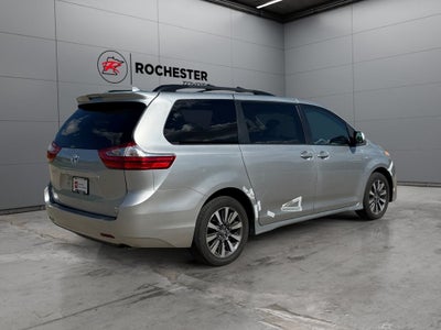 2019 Toyota Sienna XLE 7 Passenger