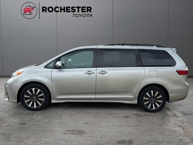 2019 Toyota Sienna XLE 7 Passenger