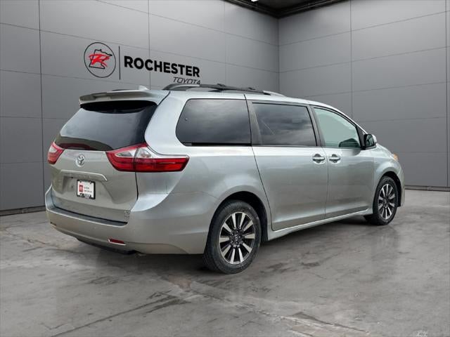 2019 Toyota Sienna XLE 7 Passenger