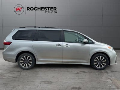 2019 Toyota Sienna XLE 7 Passenger