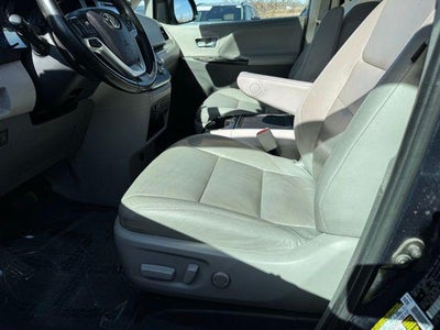 2020 Toyota Sienna XLE 7 Passenger