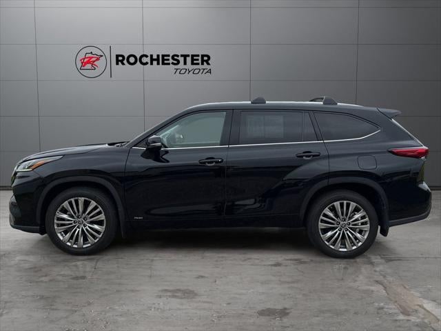 2022 Toyota Highlander Hybrid Platinum AWD