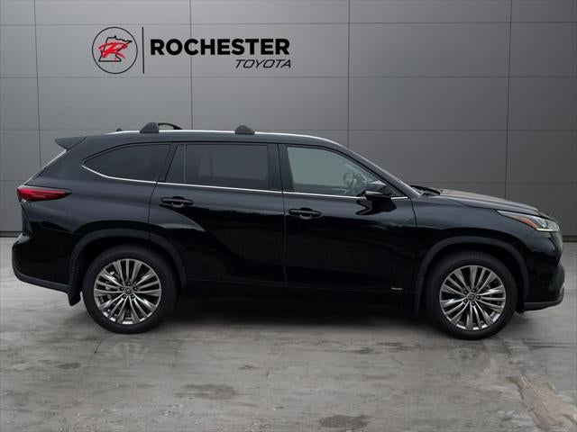 2022 Toyota Highlander Hybrid Platinum AWD