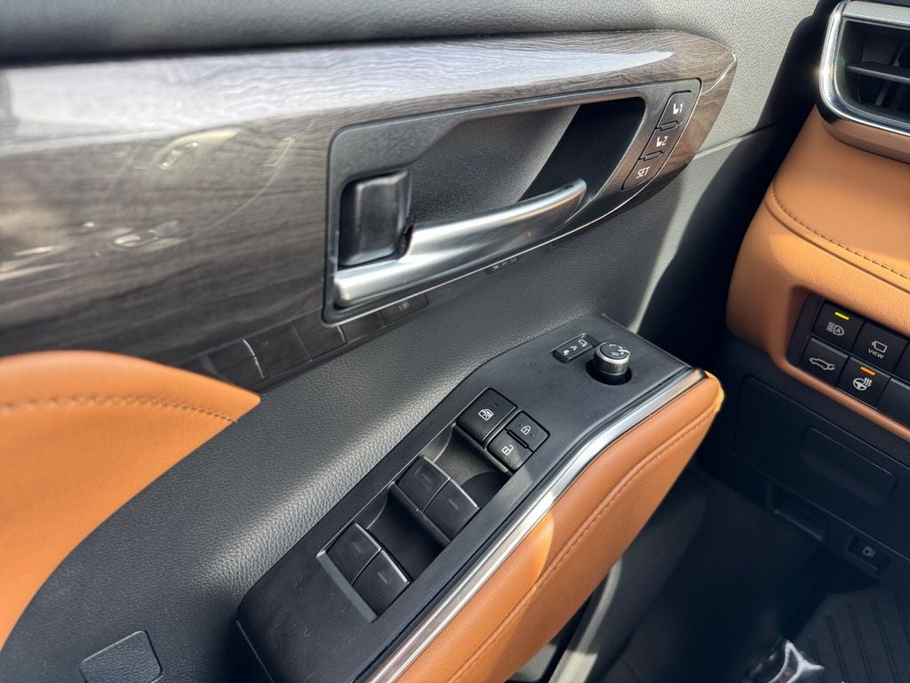 2023 Toyota Highlander Hybrid Platinum AWD