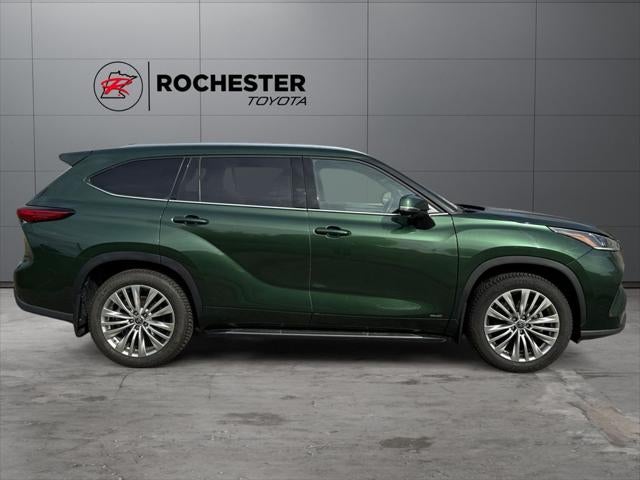 2023 Toyota Highlander Hybrid Platinum AWD
