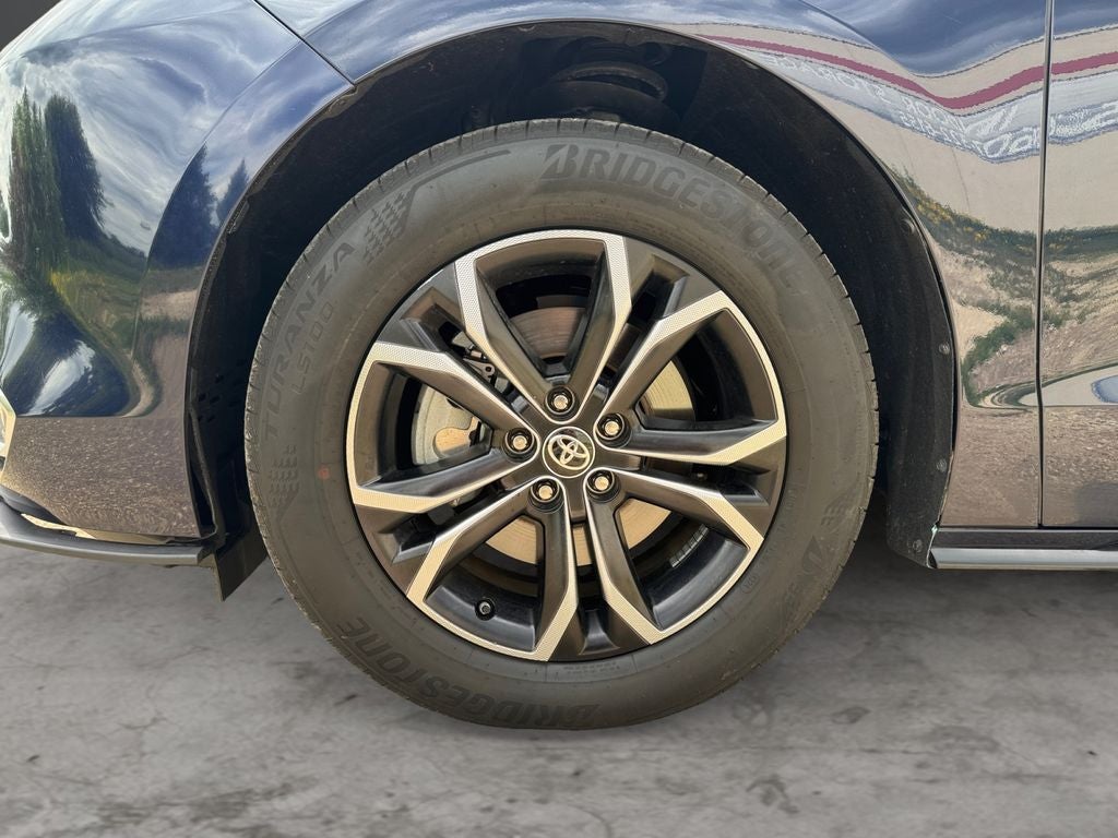 2025 Toyota Sienna Platinum 7 Passenger