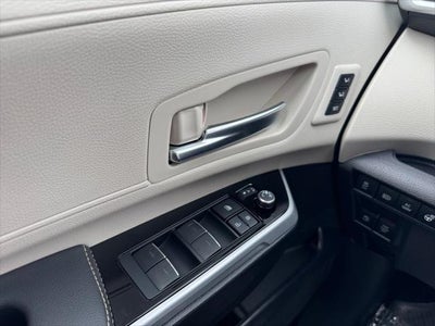 2025 Toyota Sienna Platinum 7 Passenger