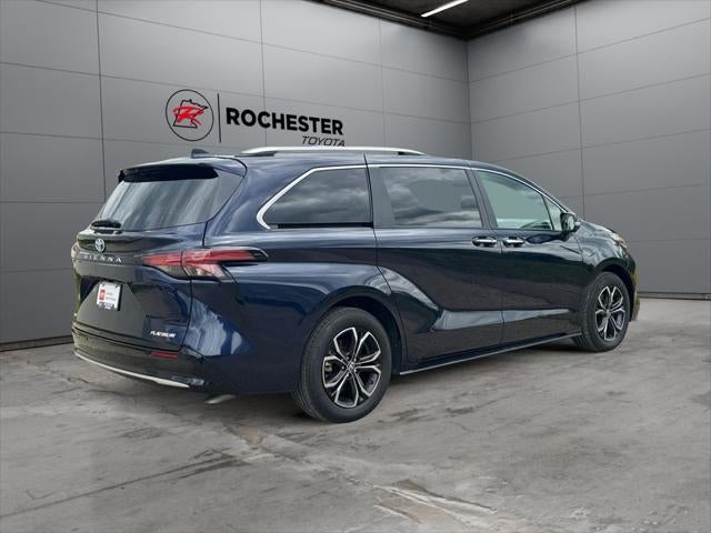 2025 Toyota Sienna Platinum 7 Passenger