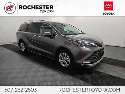 2024 Toyota Sienna Platinum 7 Passenger