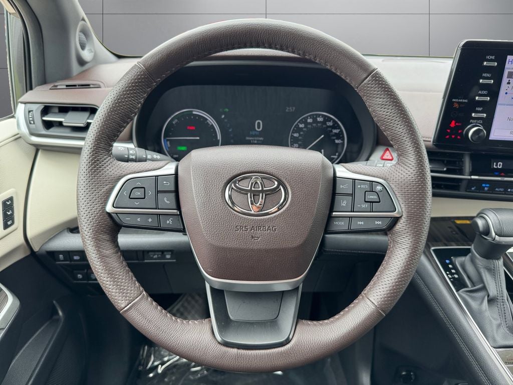 2024 Toyota Sienna Platinum 7 Passenger