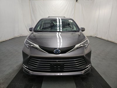 2024 Toyota Sienna Platinum 7 Passenger