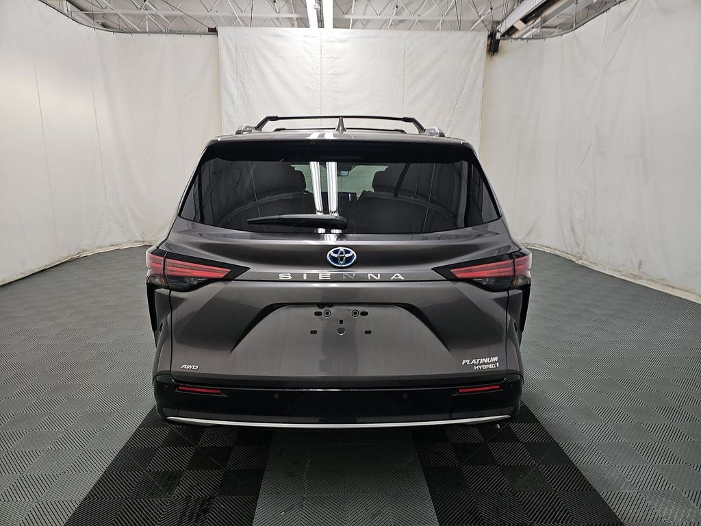 2024 Toyota Sienna Platinum 7 Passenger