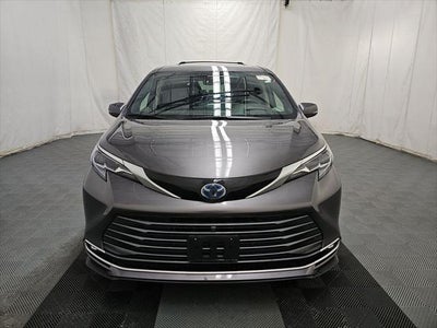 2024 Toyota Sienna Platinum 7 Passenger