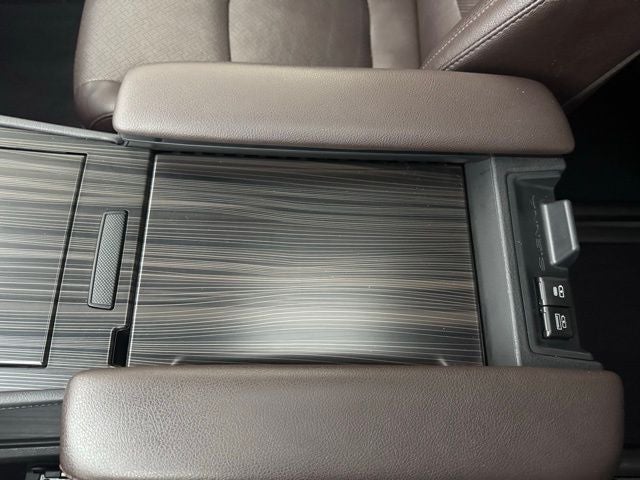 2021 Toyota Sienna Platinum 7 Passenger