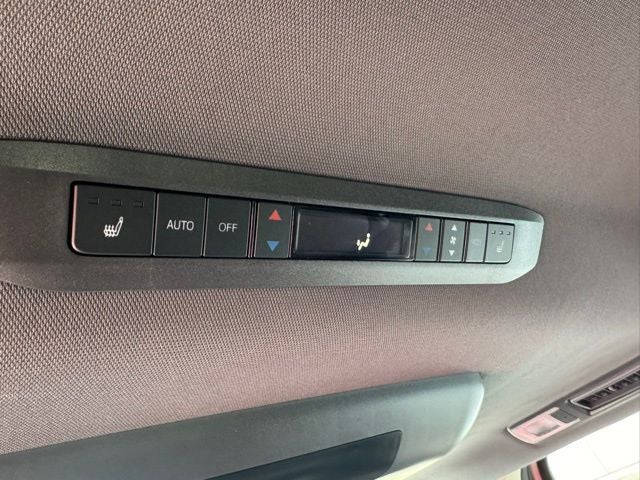 2024 Toyota Sienna Platinum 7 Passenger