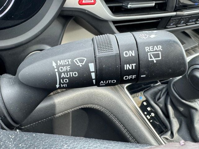 2024 Toyota Sienna Platinum 7 Passenger