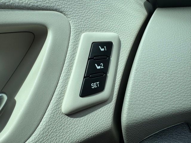 2024 Toyota Sienna Platinum 7 Passenger