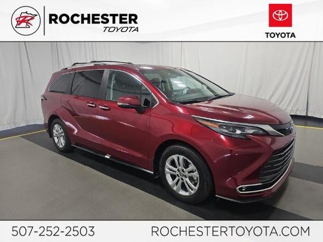 2024 Toyota Sienna Platinum 7 Passenger