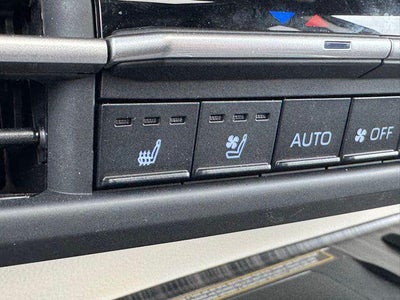 2024 Toyota Sienna Platinum 7 Passenger