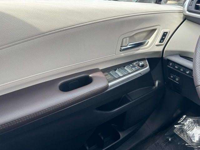 2024 Toyota Sienna Platinum 7 Passenger