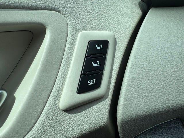 2024 Toyota Sienna Platinum 7 Passenger