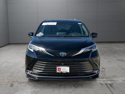 2022 Toyota Sienna Platinum 7 Passenger