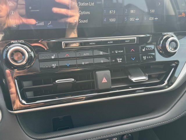 2022 Toyota Highlander Platinum AWD