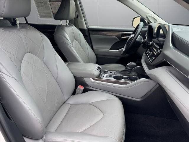2022 Toyota Highlander Platinum AWD