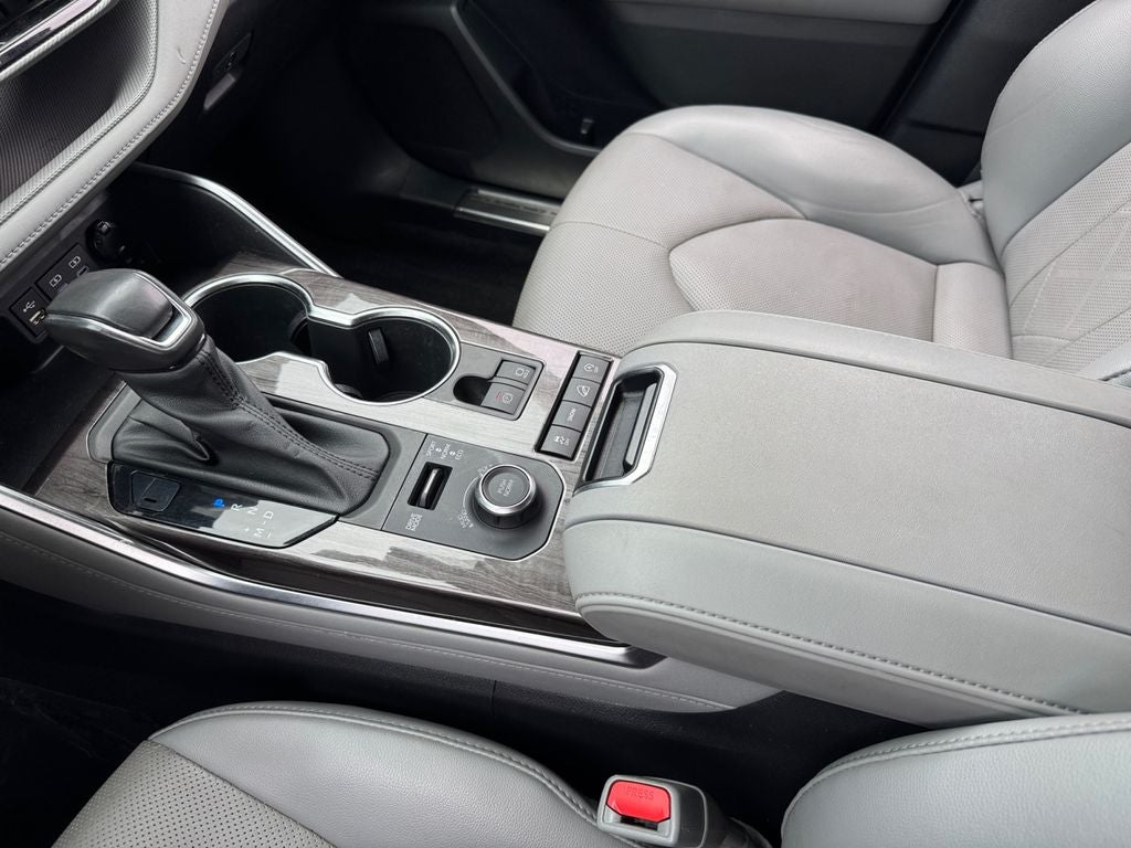 2022 Toyota Highlander Platinum AWD