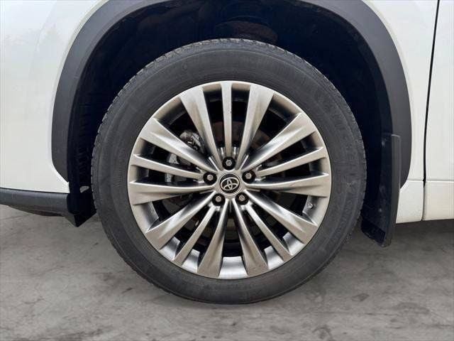 2022 Toyota Highlander Platinum AWD