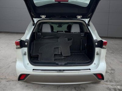 2022 Toyota Highlander Platinum AWD