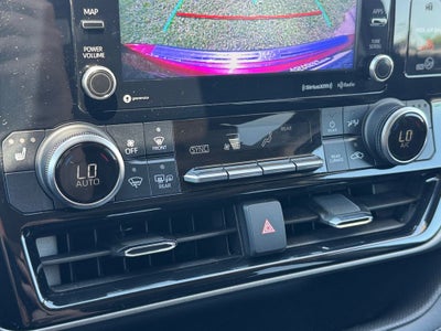 2020 Toyota Highlander Hybrid XLE AWD