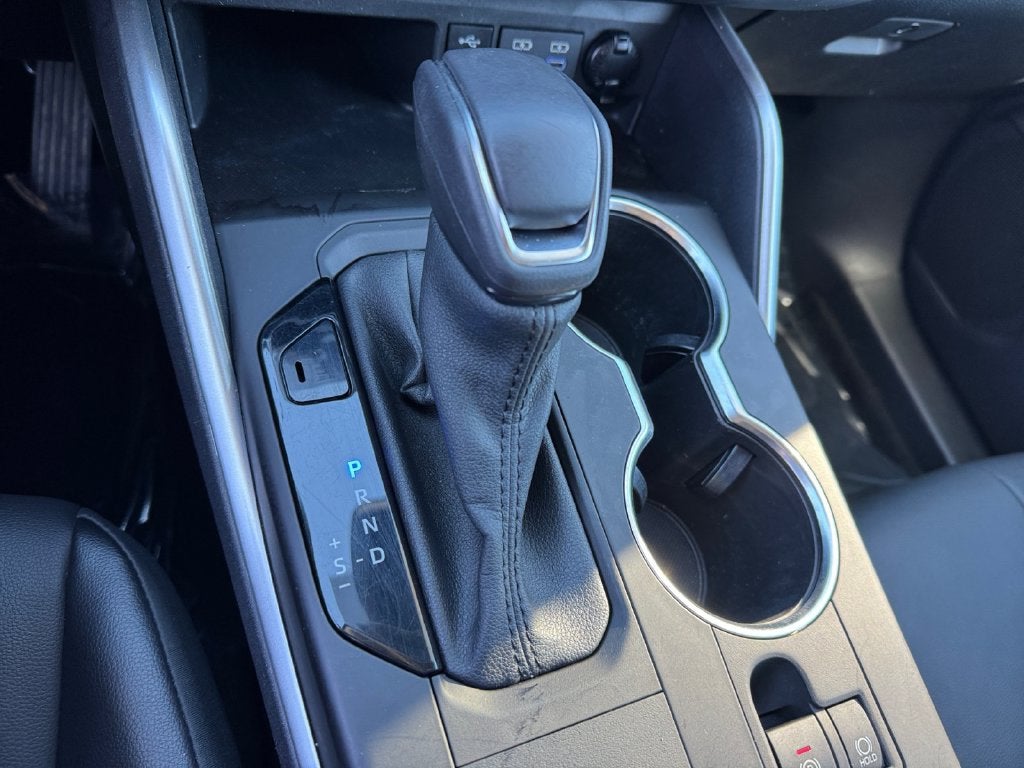 2022 Toyota Highlander Hybrid XLE AWD
