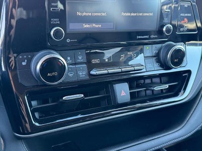 2022 Toyota Highlander Hybrid XLE AWD