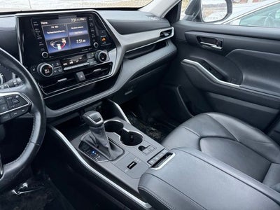 2020 Toyota Highlander Hybrid XLE AWD