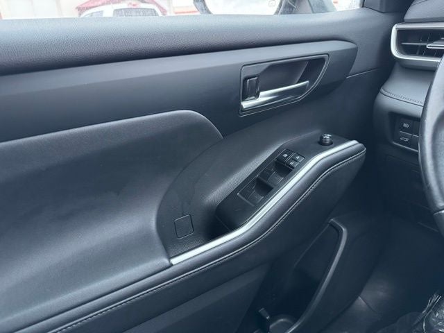 2020 Toyota Highlander Hybrid XLE AWD