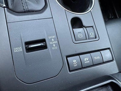 2020 Toyota Highlander Hybrid XLE AWD