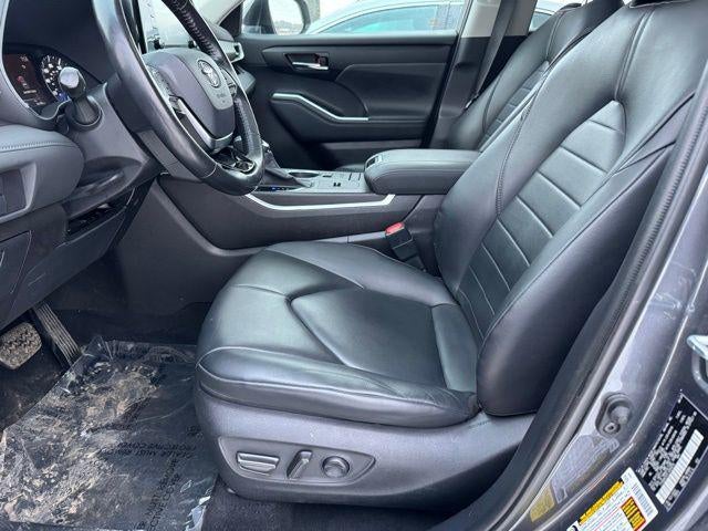 2020 Toyota Highlander Hybrid XLE AWD