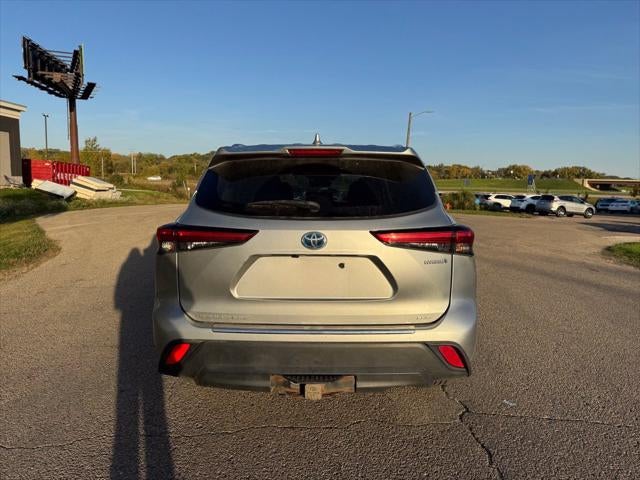 2020 Toyota Highlander Hybrid XLE AWD