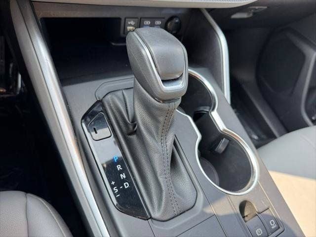 2022 Toyota Highlander Hybrid XLE AWD