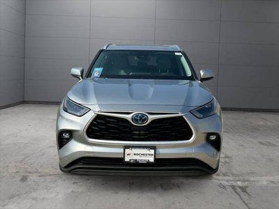 2022 Toyota Highlander Hybrid XLE AWD